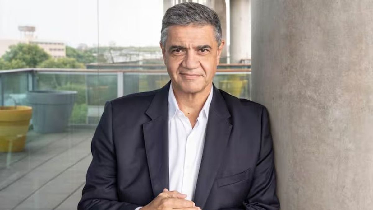 Macri admite que Adorni complica al Gobierno pero no pide su remoción