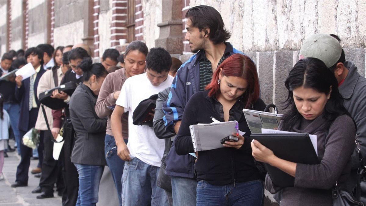 El empleo formal sigue en caída: perdió 200 mil puestos en cuatro meses