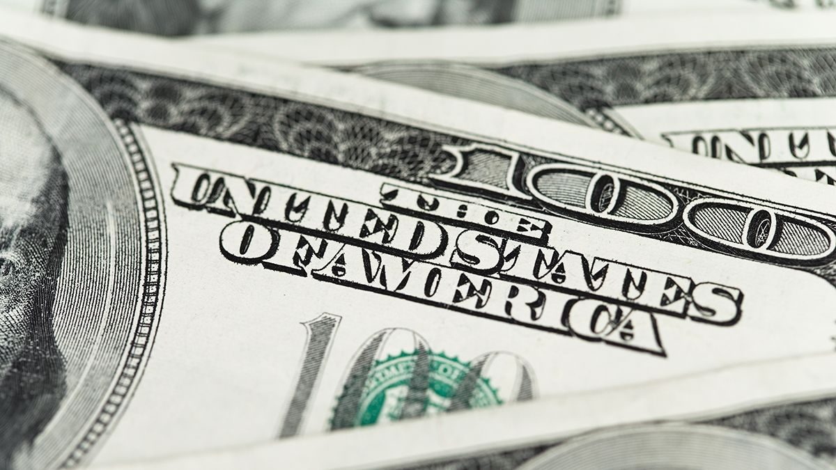 El dólar oficial se dispara y borra todas las ganancias del primer semestre