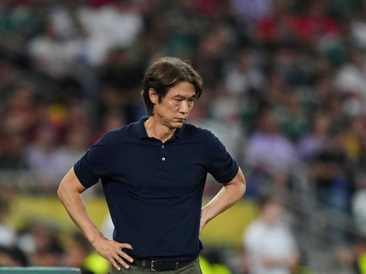 La pregunta que sorprendió a Hong Myung-Bo en la conferencia tras caer ante Sudáfrica