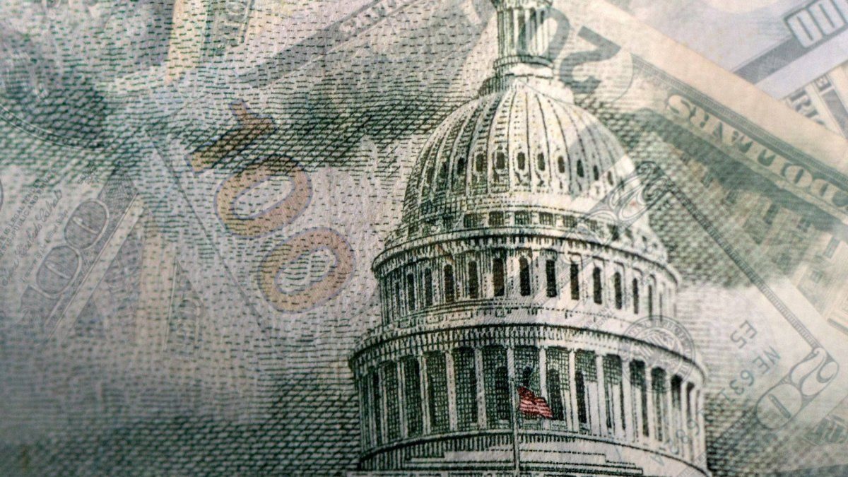 El dólar sigue pisando fuerte: qué ven los analistas para los próximos meses