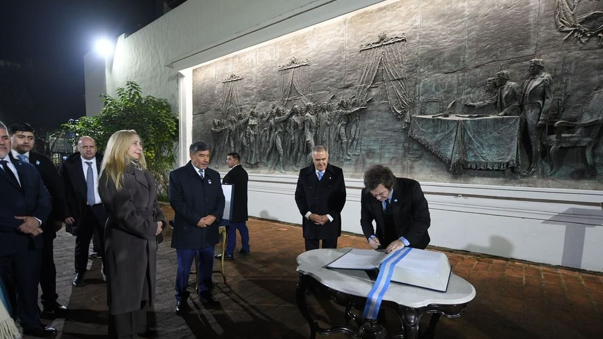 Milei comparó su gestión con la gesta de San Martín en acto del 9 de Julio