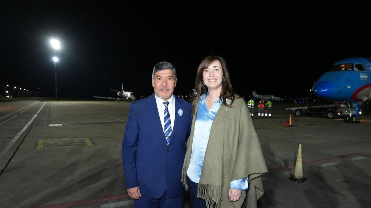 Villarruel respalda la industria azucarera y deja abierta la puerta a 2027