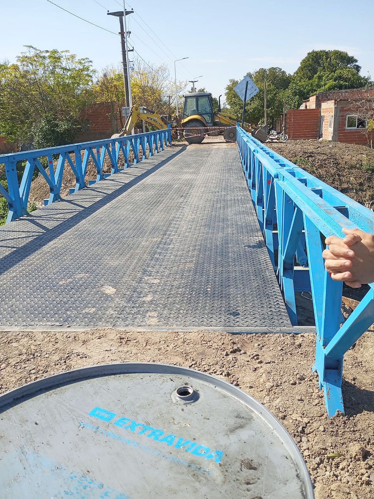 Sagrado Corazón: el puente reconstruido sigue cerrado y crece la frustración vecinal