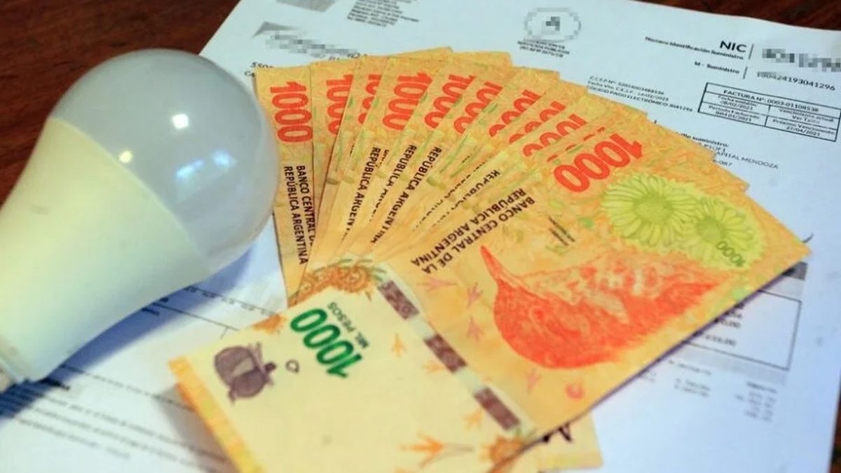 Buenos Aires invertirá más de 10 mil millones para pagar electricidad en barrios populares