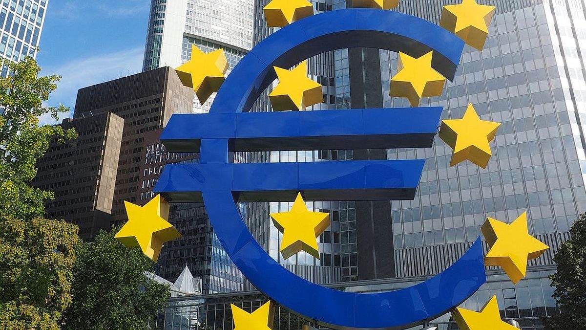 El BCE congela tasas pero la crisis energética amenaza con nuevas subidas