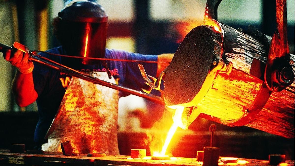 Metalúrgicos y siderúrgicas sin acuerdo: continúan negociaciones en agosto