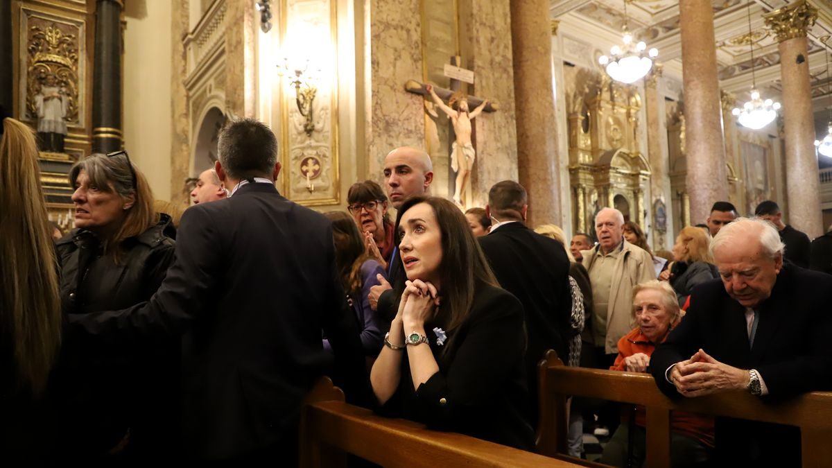 Villarruel participó en la recepción diplomática del nuevo Nuncio Apostólico