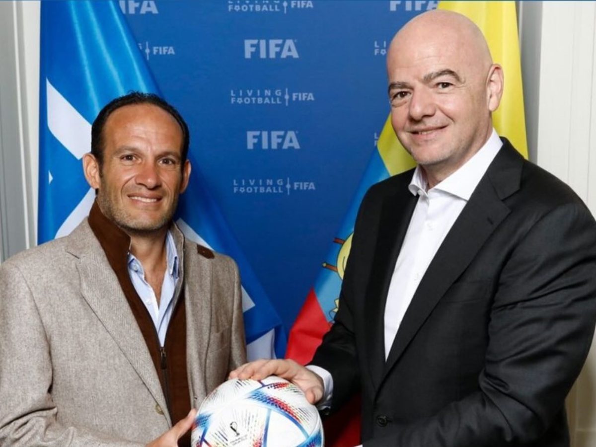 Ecuador respalda a Infantino mientras se disipa la polémica por la privatización del Mundial