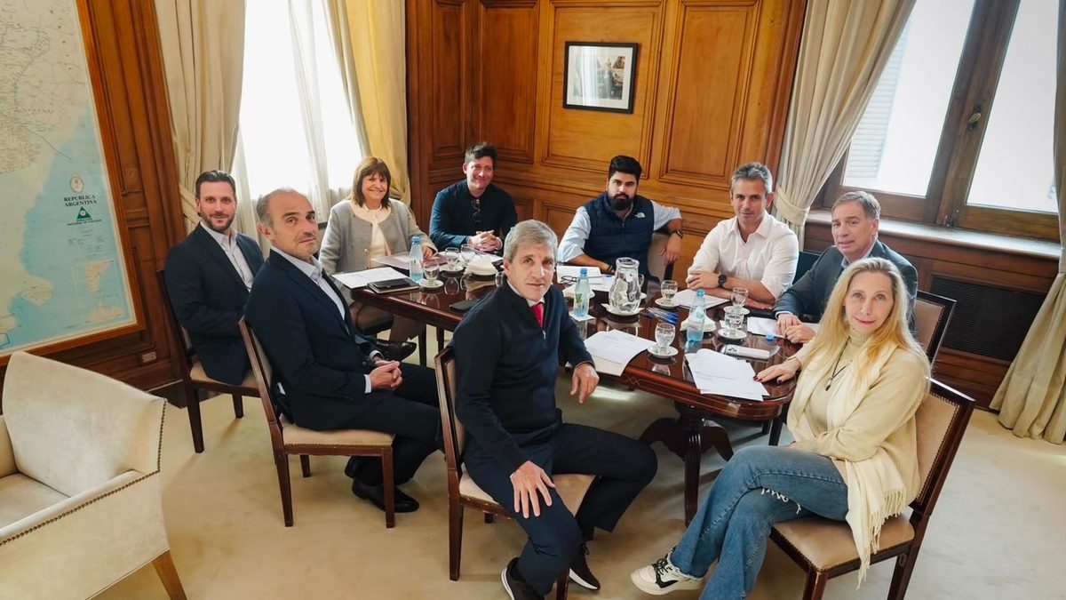 El Gobierno reordena su agenda legislativa tras el tropiezo en el Senado