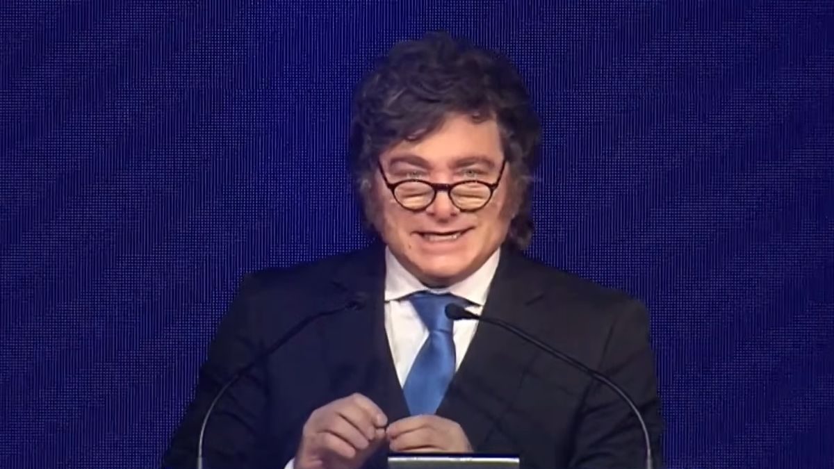 Milei arremete contra medios: "Inventaron que estaba infartado"