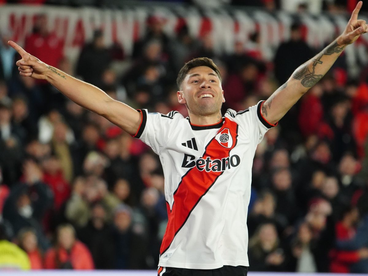 Montiel entra en la historia: ya es el tercer defensor goleador de River