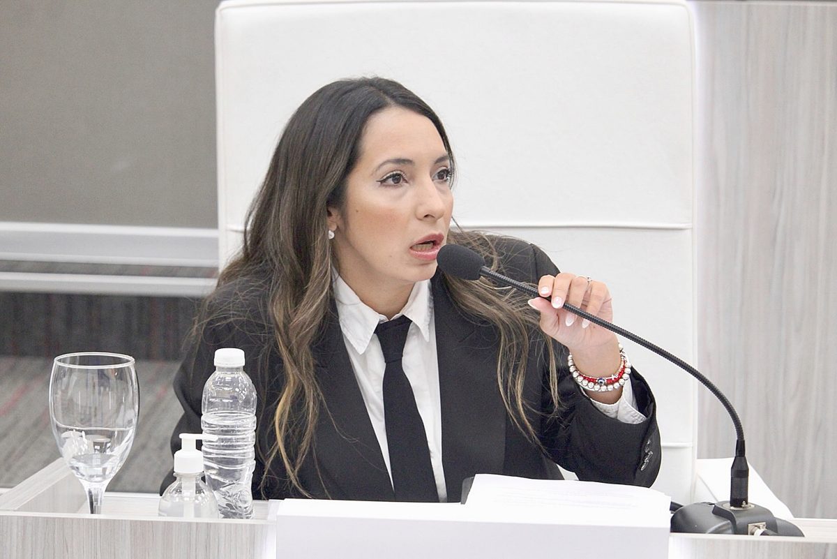 Polémica en el Concejo: critican recorte millonario en obras viales para financiar eventos