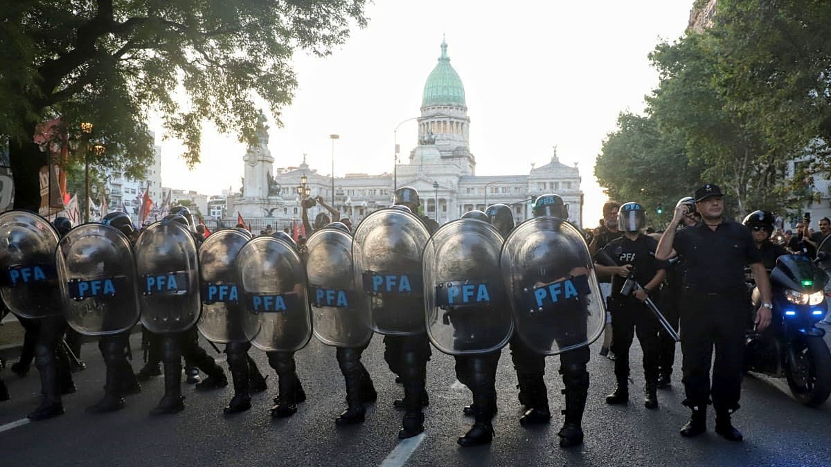 El colapso salarial de los estatales: deudas impagables y familias en crisis
