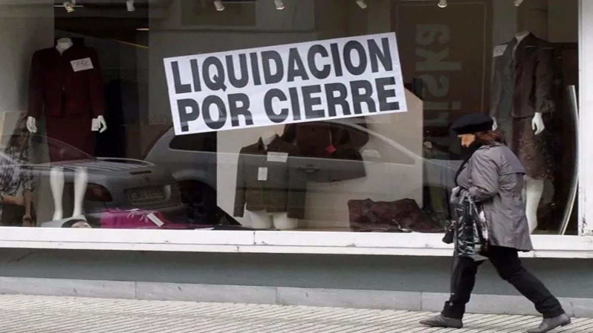 Destrucción empresarial: casi 8.800 compañías cerraron en el primer semestre
