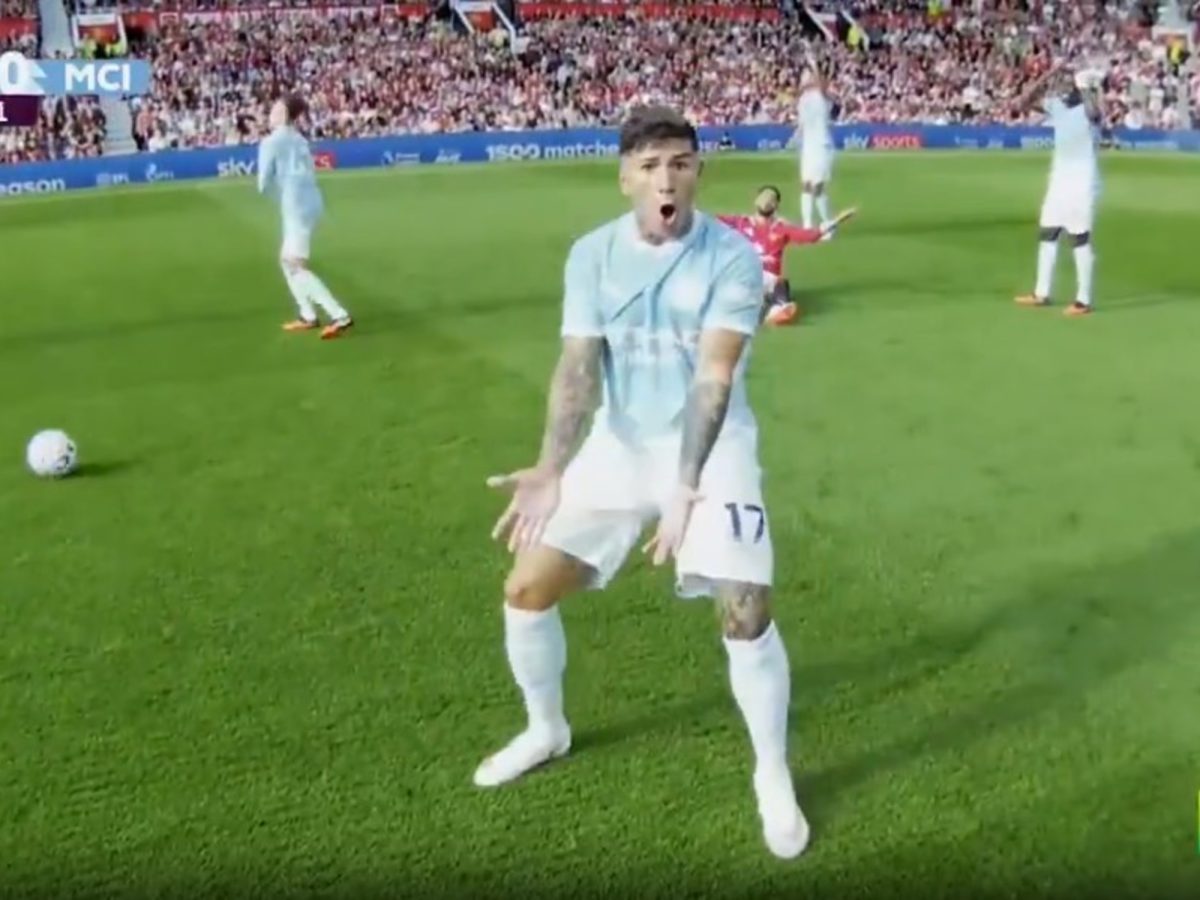 Enzo Fernández y su reclamo al árbitro: el "¿qué?" que quedó para la historia del derbi