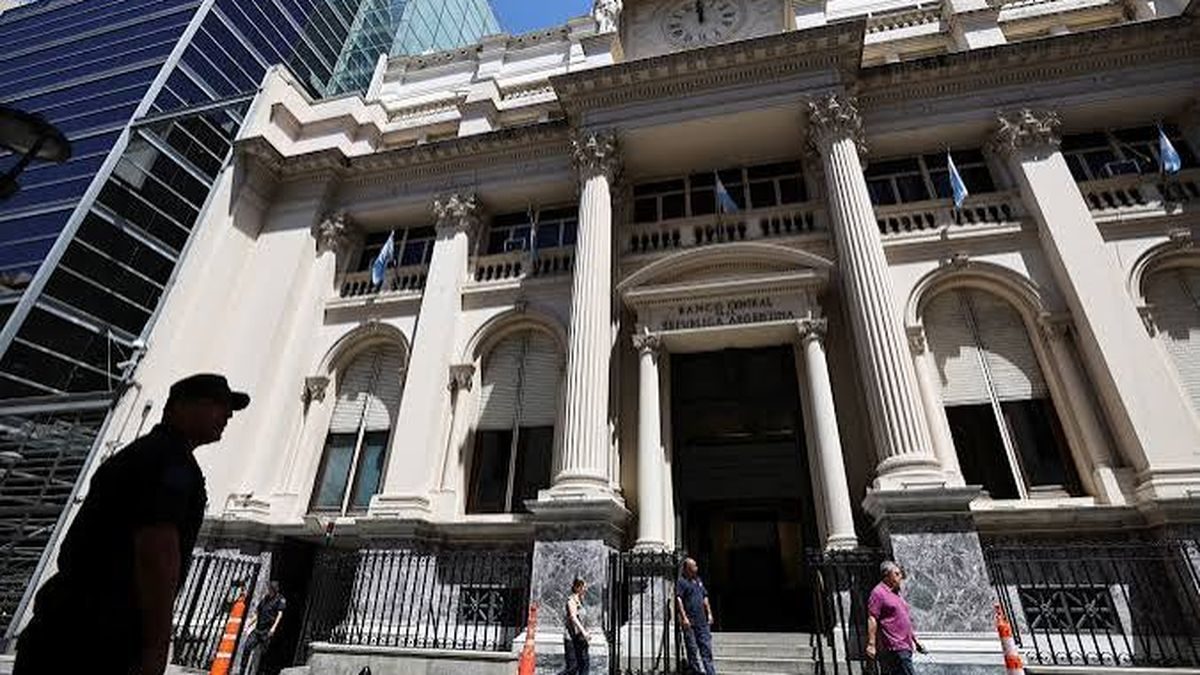 El BCRA esteriliza el 80% de la emisión: la contradicción de una política monetaria asfixiante