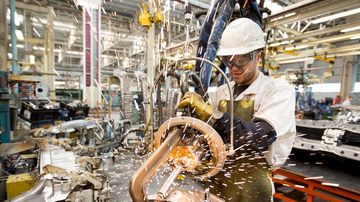 La economía se desmorona en julio y enciende alertas de recesión en Argentina