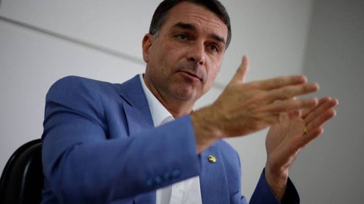 La política argentina se divide ante el avance de Bolsonaro en Brasil