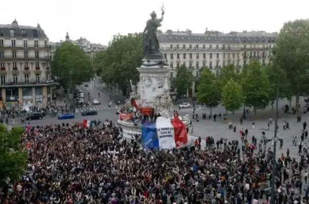 Elecciones en Francia: se impone la izquierda, y la extrema derecha quedaría tercera