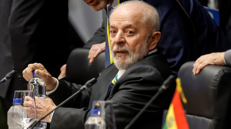 Lula se sumó a las críticas de Lacalle Pou y cruzó a Milei por ausentarse en la cumbre del Mercosur