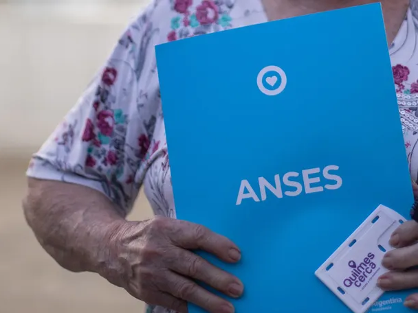 ANSES oficializó suba en jubilaciones y estableció los haberes mínimo y máximo para julio