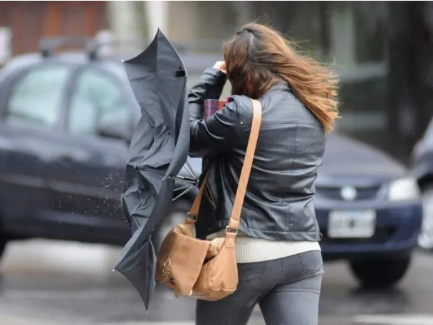 Alerta por lluvias y viento fuerte en Buenos Aires