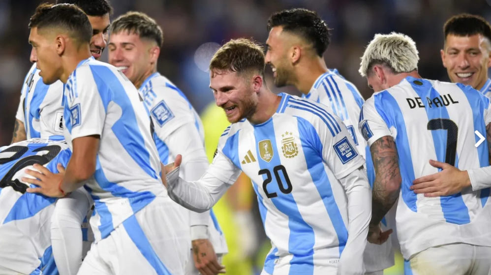 La Selección Argentina goleó 3-0 a Chile en el Monumental