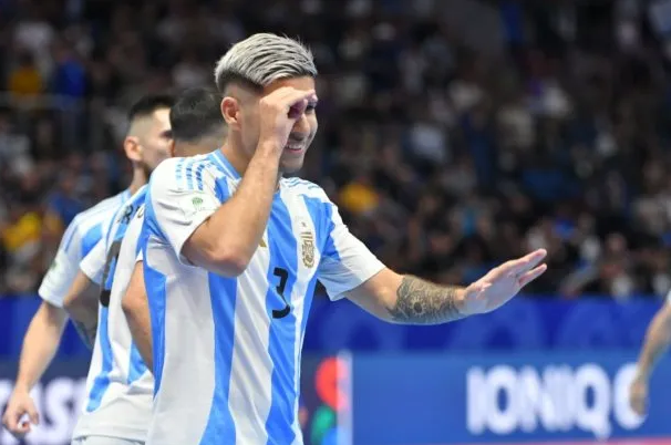 Argentina venció 3-2 a Francia y jugará la final del Mundial de Futsal ante Brasil