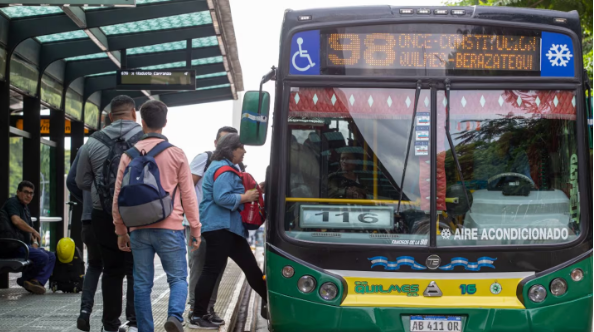 El boleto de colectivo supera los 00 en más de 20 ciudades del interior: qué pasa en CABA y el conurbano