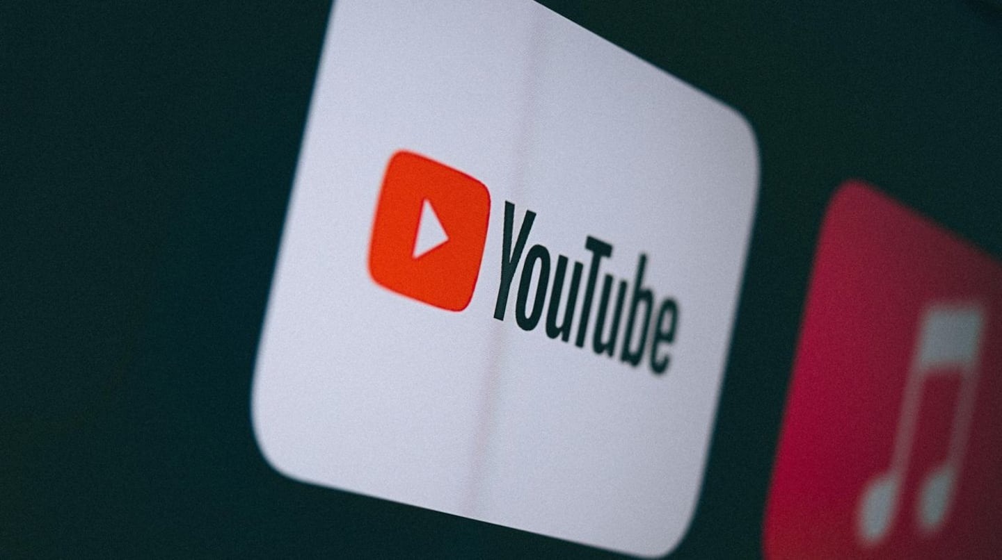 YouTube cumple 20 años: nació en un zoológico, creció como “nuevo rico” y mutó por culpa de una app china