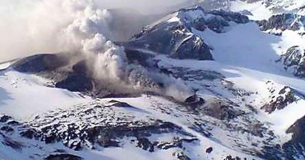 riesgo-de-erupcion-en-mendoza:-que-se-sabe-del-volcan-planchon-peteroa