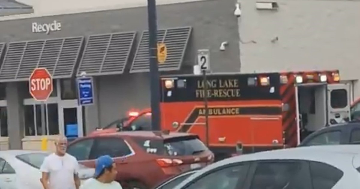 brutal-ataque-a-cuchillazos-en-un-walmart-de-michigan:-al-menos-11-heridos