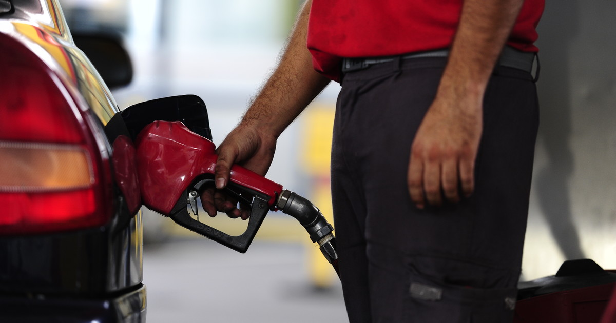 aumento-la-nafta-tras-el-salto-del-dolar-y-se-espera-que-impacte-en-el-dato-de-inflacion-de-agosto