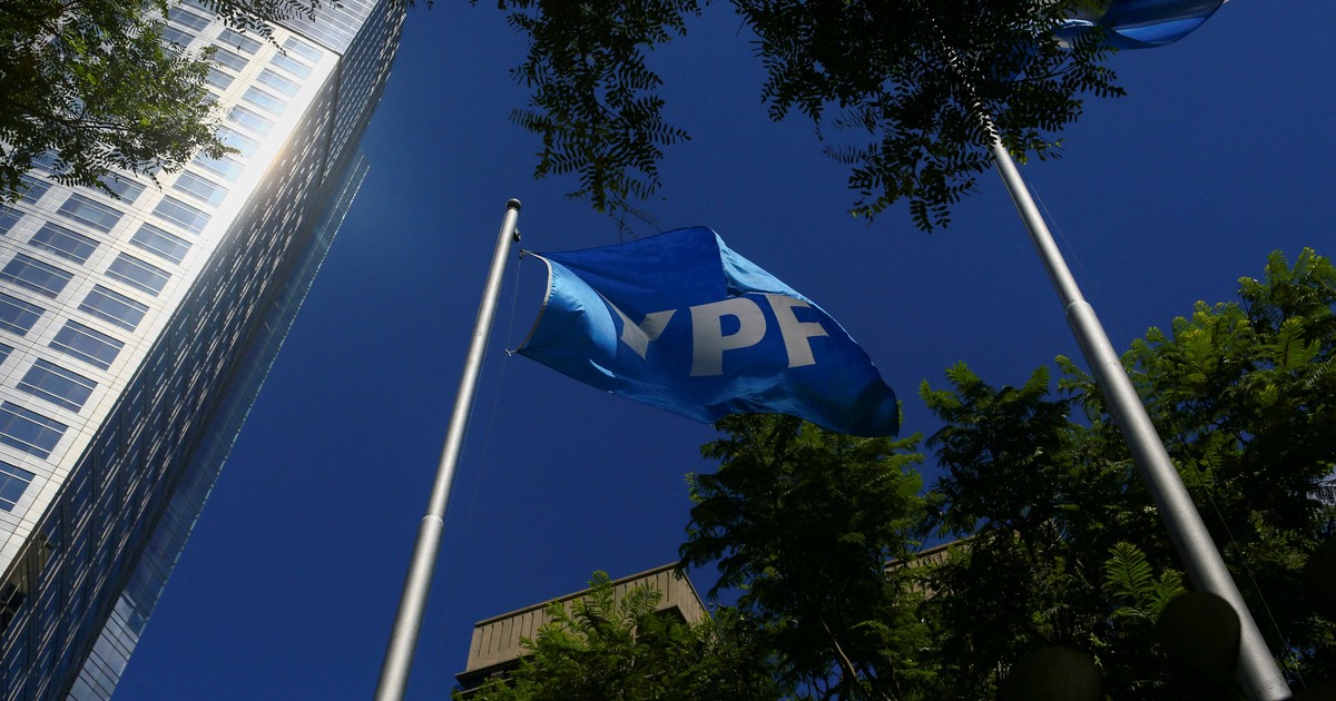 juicio-por-ypf:-argentina-pidio-a-la-jueza-preska-que-revea-la-orden-de-entregarle-los-chats-de-caputo-y-massa