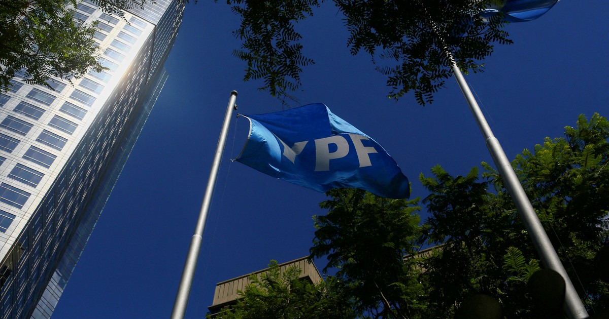 juicio-por-ypf:-la-justicia-de-estados-unidos-fallo-a-favor-de-argentina-y-dejo-en-suspenso-la-entrega-de-las-acciones