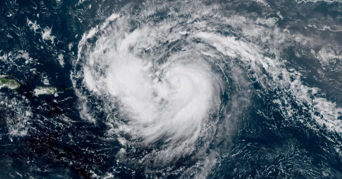 el-huracan-erin-ya-es-el-primer-huracan-del-2025-y-pone-en-alerta-al-atlantico:-hacia-donde-avanza-este-15-de-agosto