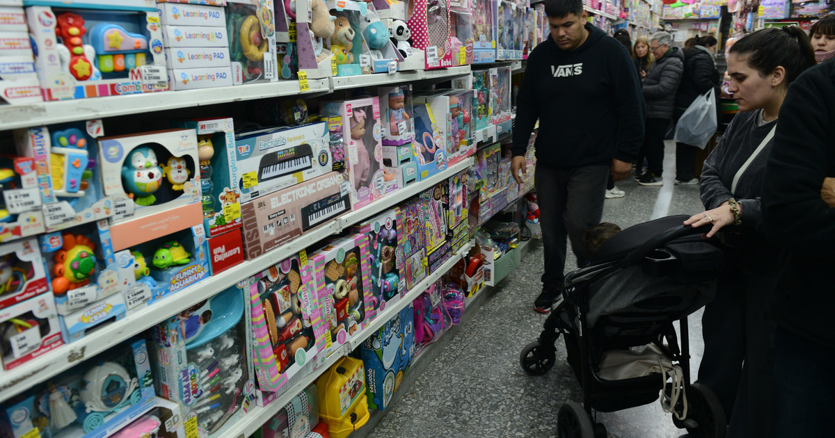 dia-del-nino-2025:-a-pesar-de-las-promociones,-las-ventas-cayeron-y-el-gasto-promedio-se-hundio-21,1%