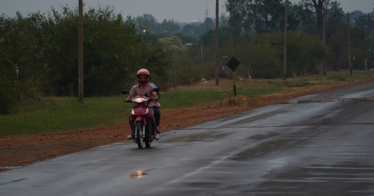 lo-dejaron-salir-de-su-puesto-de-guardia-para-pasar-la-noche-con-su-novia:-cinco-prefectos-condenados