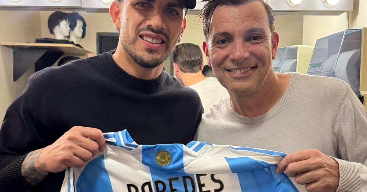 leandro-paredes-fue-a-la-calle-corrientes-y-recibio-una-seductora-propuesta-de-martin-bossi