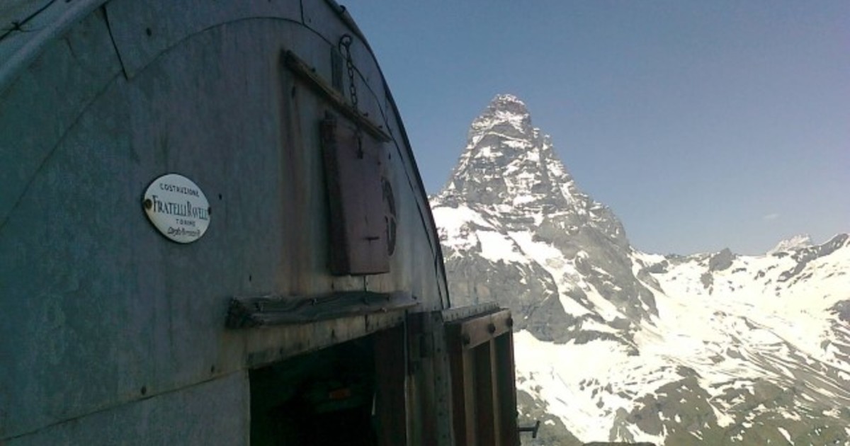 tiene-85-anos,-es-alpinista-y-quedo-varado-a-3000-metros-de-altura:-el-exitoso-rescate-tras-refugiarse-en-un-antiguo-vivac