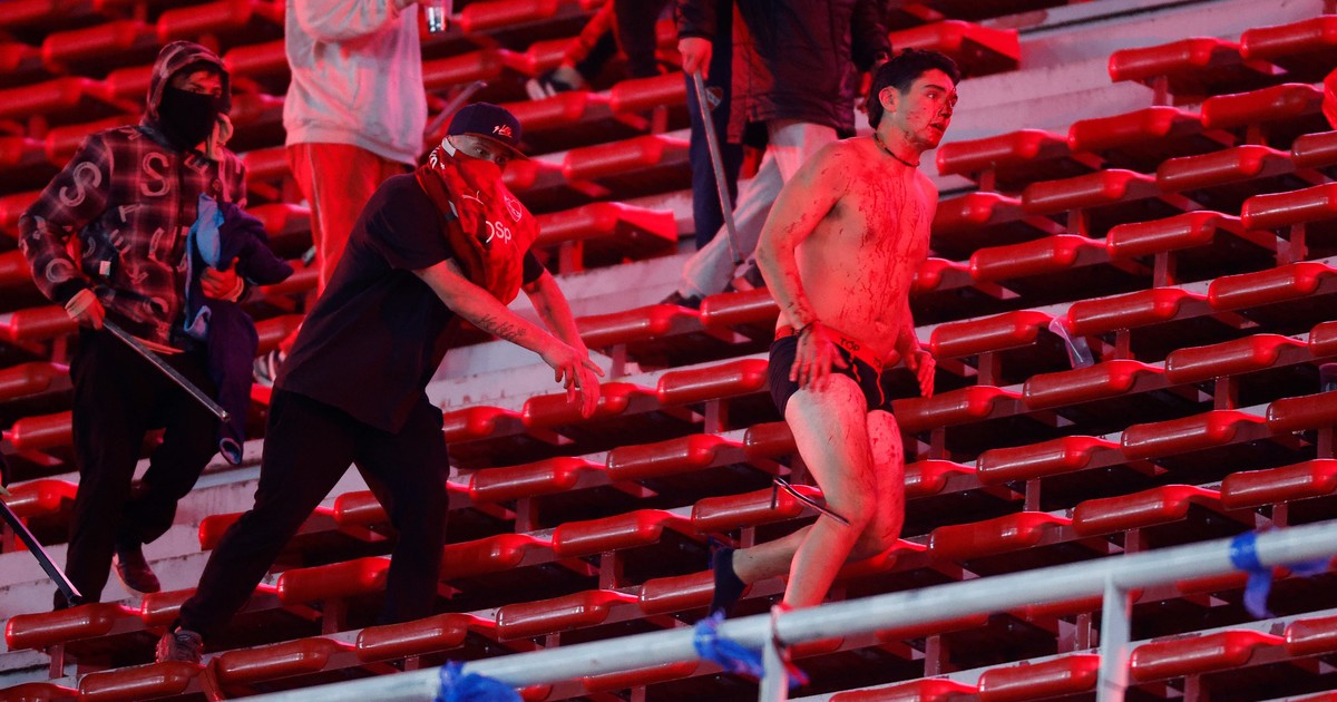 levantaron-la-suspension-del-estadio-de-independiente,-pero-aprevide-le-clausuro-dos-tribunas