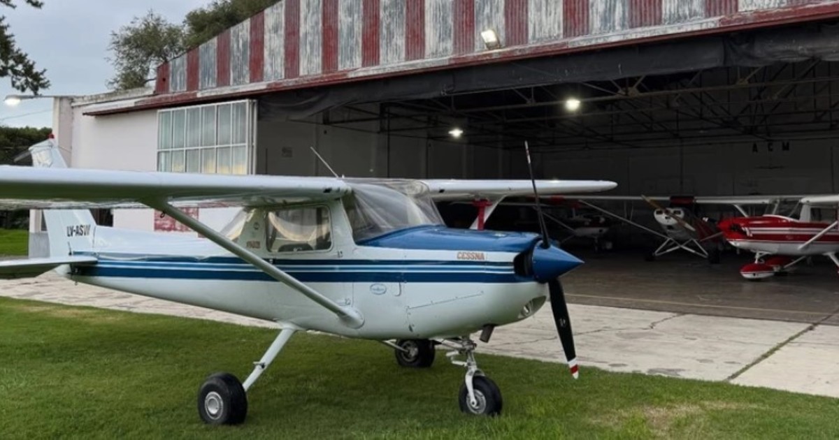 una-mujer-murio-al-fallar-el-paracaidas-cuando-salto-de-una-avioneta-en-miramar