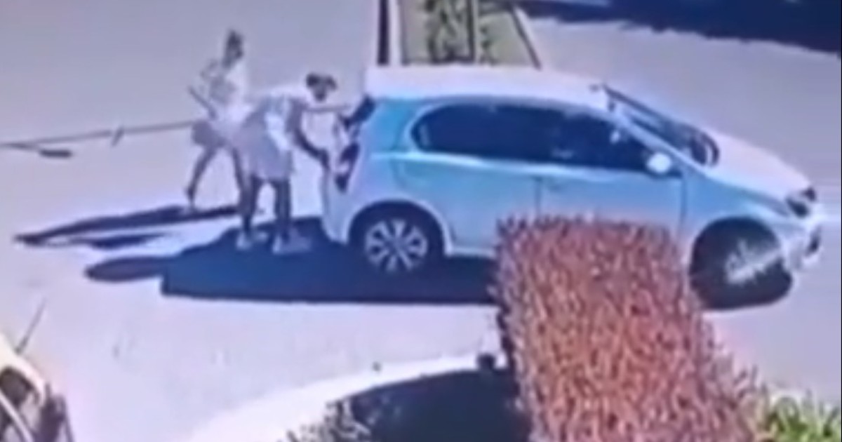 un-chofer-de-aplicacion-le-robo-las-valijas-a-dos-turistas-cuando-los-dejo-en-la-puerta-de-un-country-en-berazategui