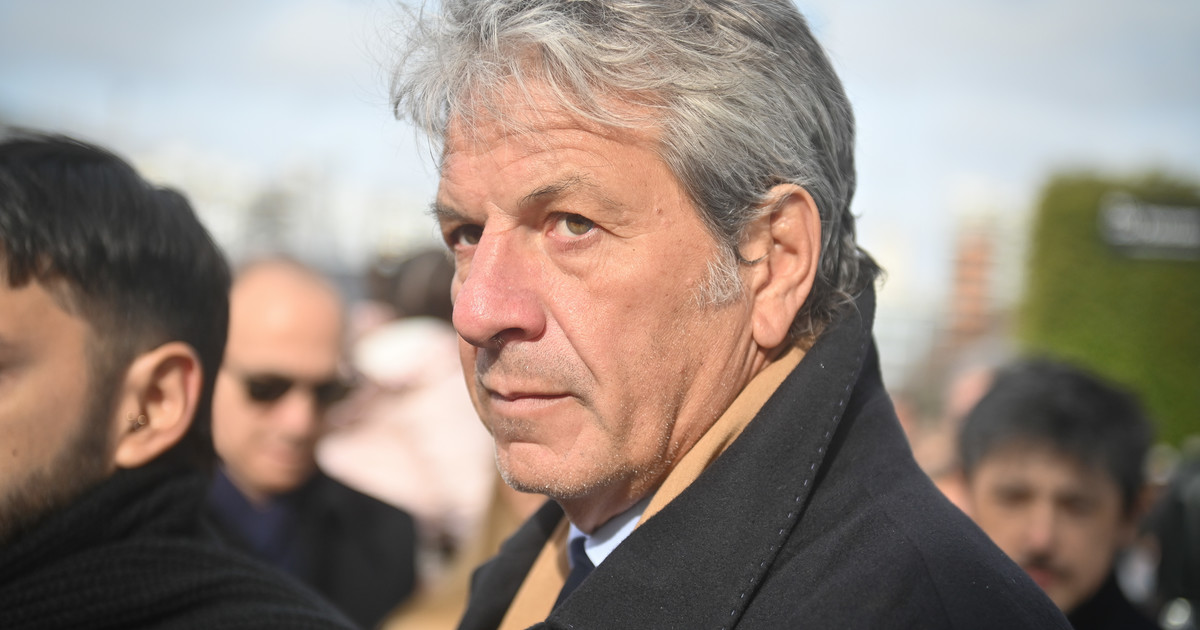 en-agosto,-la-recaudacion-cayo-2,4%-en-terminos-reales:-el-fisco-siente-el-impacto-de-la-eliminacion-del-impuesto-pais