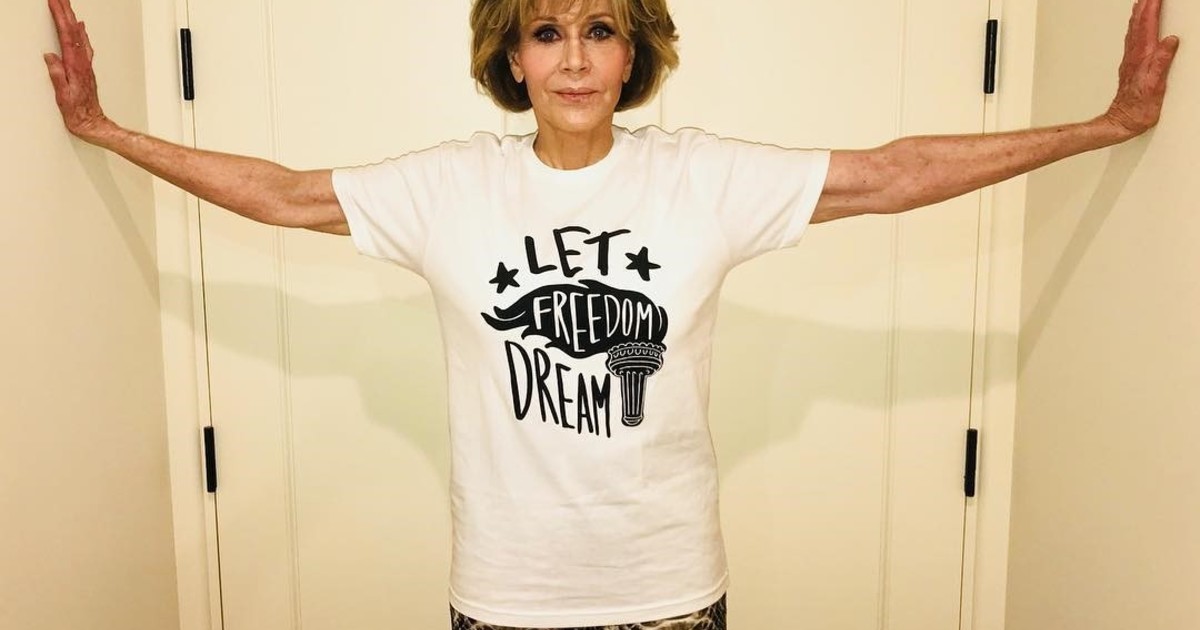 como-esta-hoy-jane-fonda:-actriz-multipremiada,-activista-y-comediante-de-87-anos-que-nunca-huye-de-la-polemica