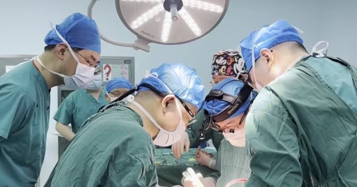 un-equipo-de-medicos-opero-un-ojo-a-4.000-kilometros-de-distancia-gracias-a-una-cirugia-robotica-pionera