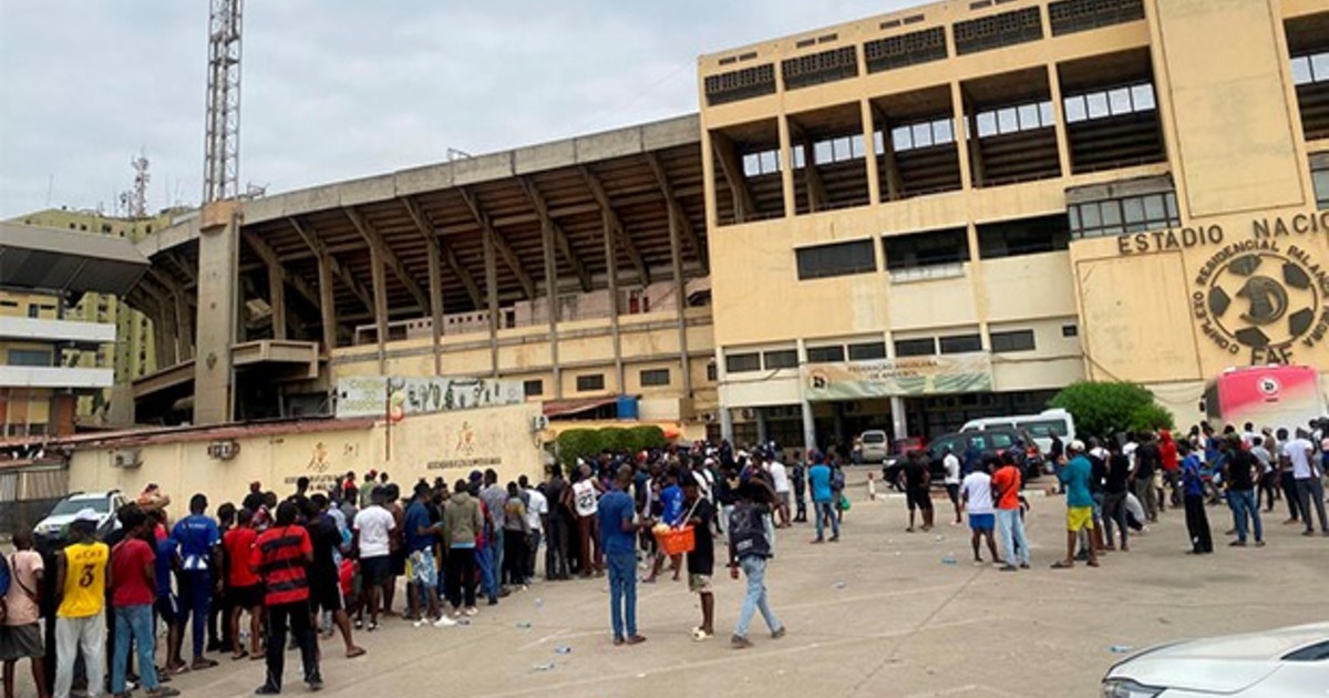 angola-se-prepara-para-el-historico-amistoso-contra-la-argentina-de-messi:-entradas-a-un-dolar-y-una-camiseta-edicion-limitada