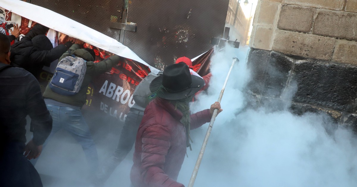 granjas-de-bots,-influencia-y-protestas:-que-mostro-el-caso-de-mexico-y-como-operan-estos-ejercitos-digitales