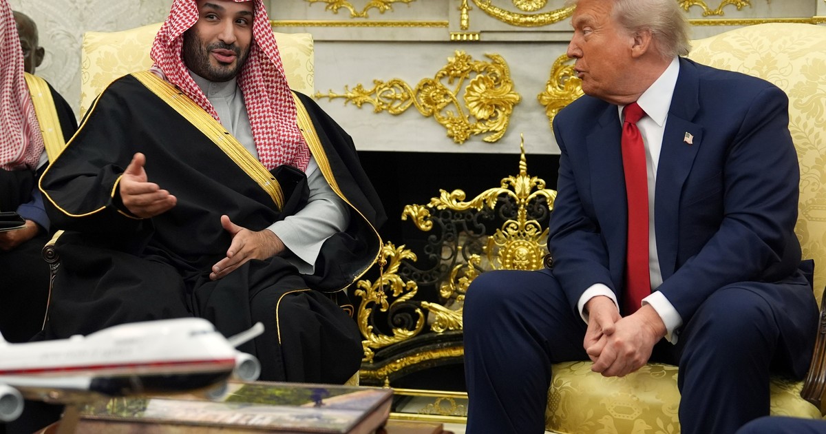 donald-trump-recibe-en-la-casa-blanca-con-los-maximos-honores-al-principe-heredero-saudita,-bin-salman:-la-cuestion-palestina-y-los-negocios,-en-la-agenda